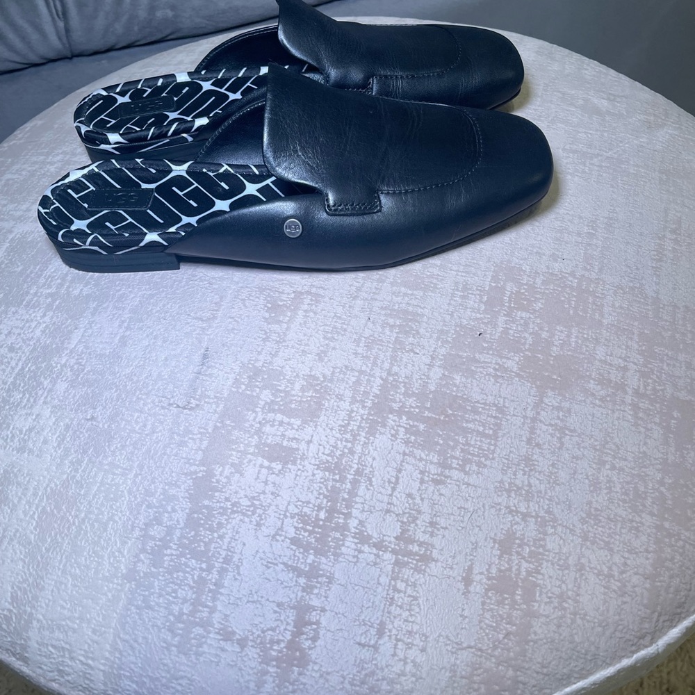 Ugg Mule - image 1
